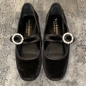 Juicy Couture Black Velvet Women's Shoes, like new.